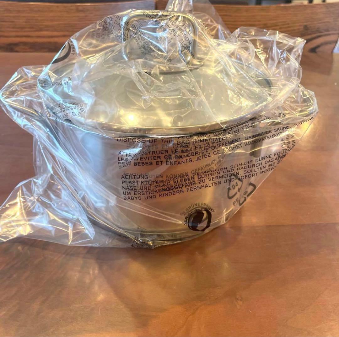 新品　未使用　WMF キャセロール　20㎝　両手鍋　IH対応