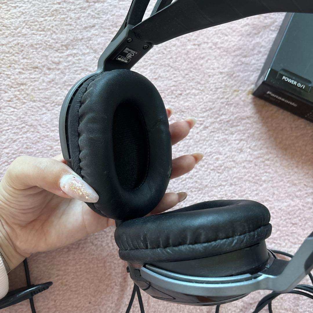 サラウンドヘッドホン　RP-WF7H