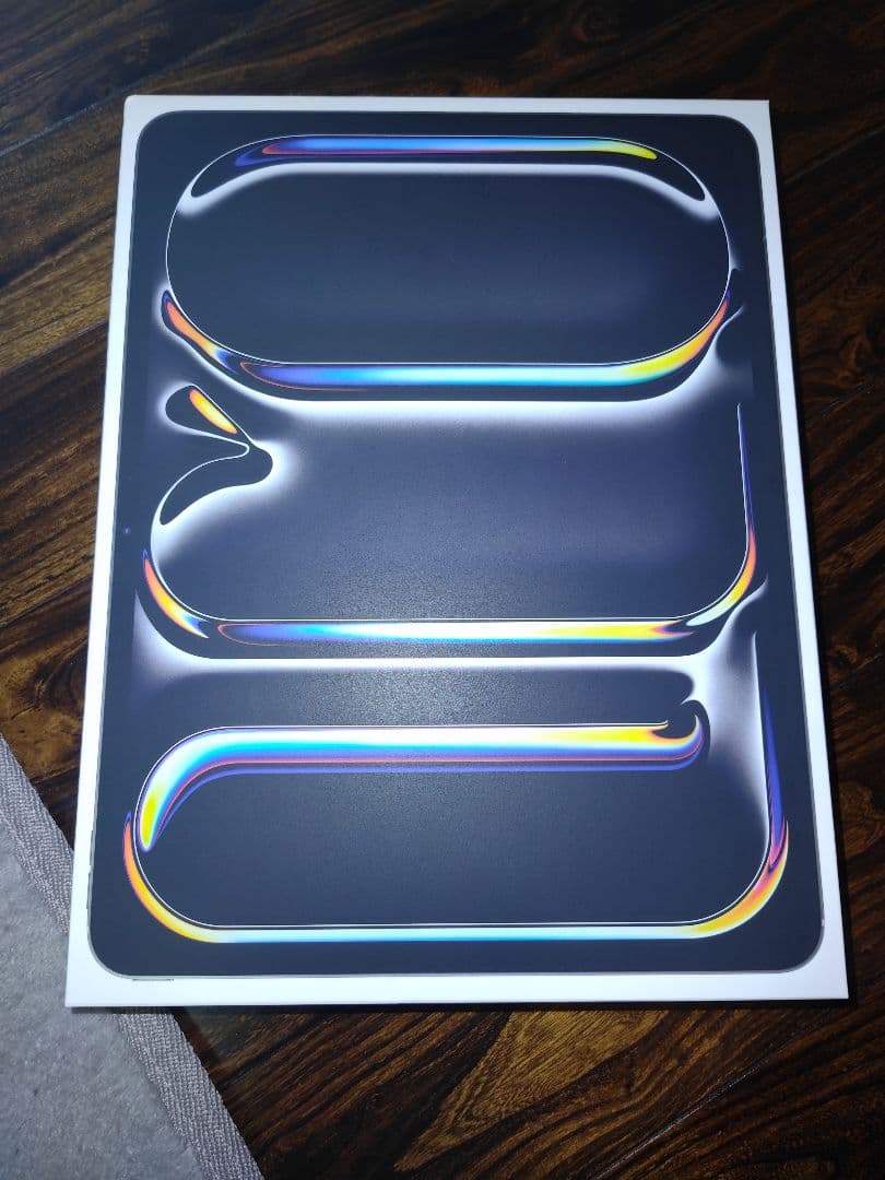 Apple iPad Pro１３インチ シルバー 本体 箱付きM4新品