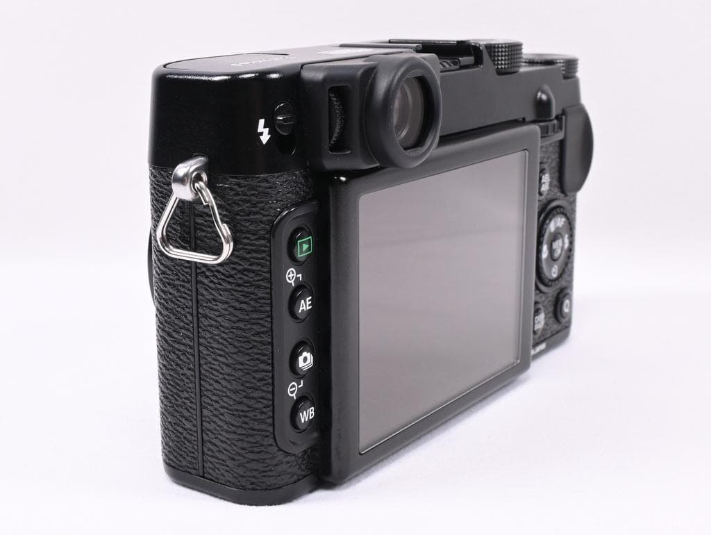 【美品】 フジフイルム FUJIFILM X20