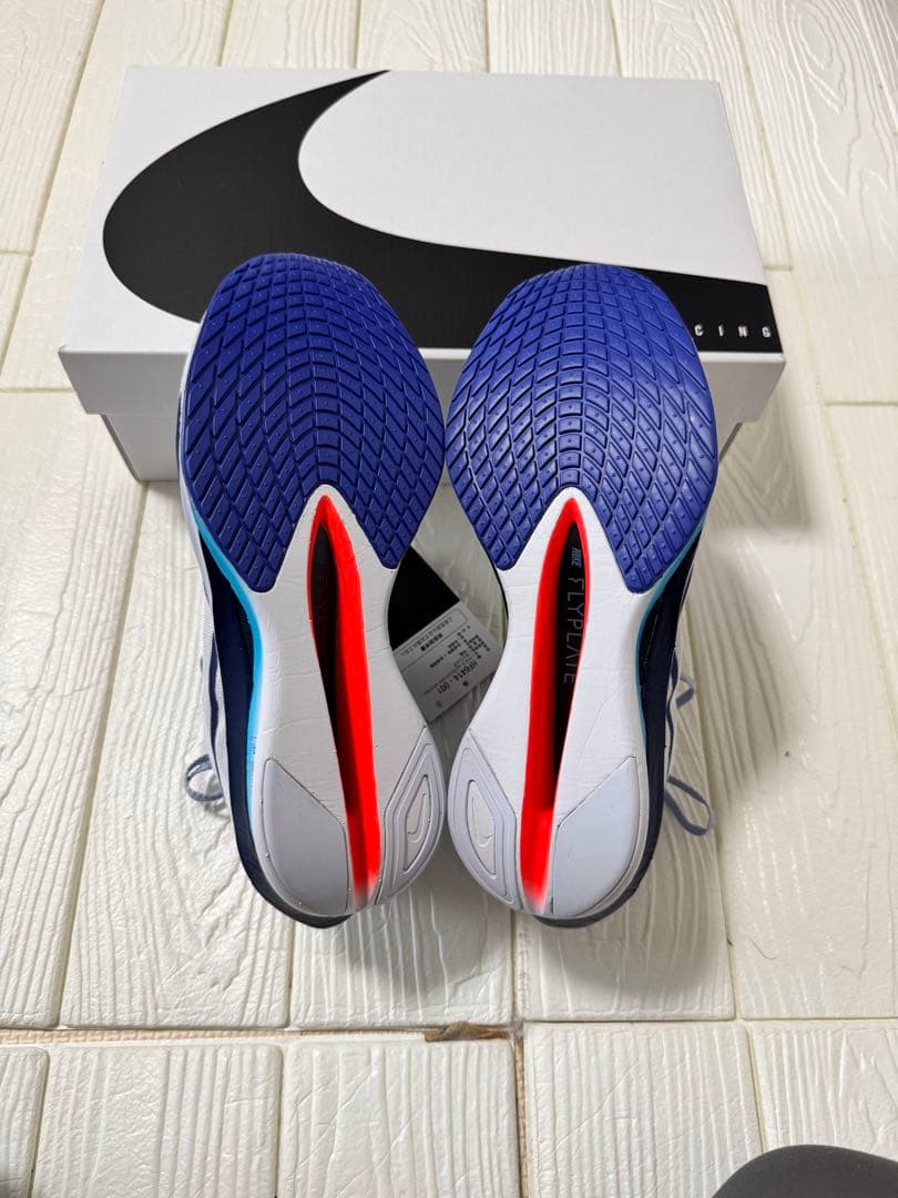 新品　ナイキ ヴェイパーフライ 4 27.5㎝