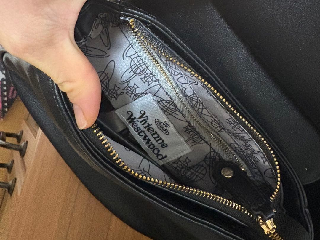 Vivienne West woodショルダーバック