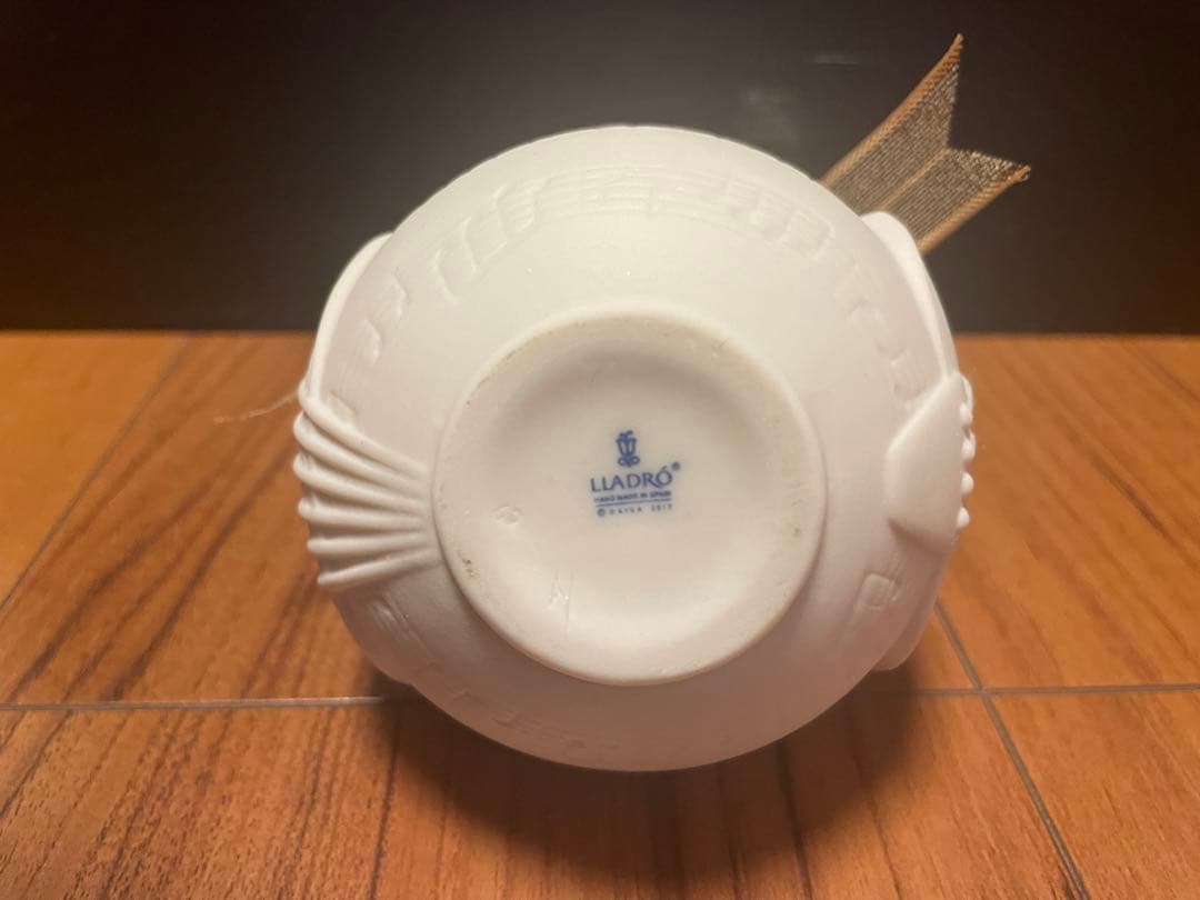 LLADRO リヤドロ 2018年イヤーボール 陶器 置物 ゴールド