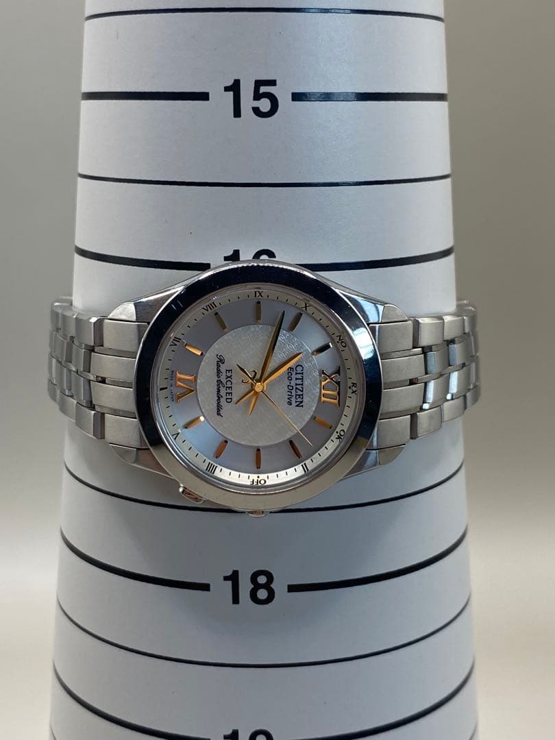 Citizen シルバー 高級ライン「EXCEED」シリーズの腕時計 H330