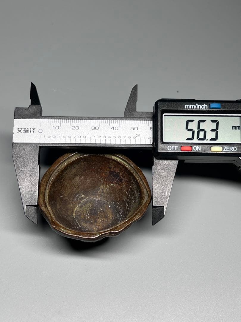 中国古美術　香道具　古銅　蓮華形　細工　小型　香炉　在銘　仏具　古玩　置物　唐物