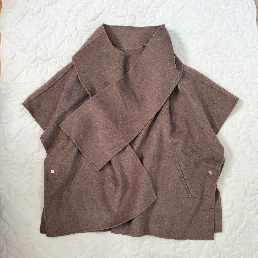 ヴェルメイユパーイエナ ダブルフェイスショートマントコート　ポンチョ ストール