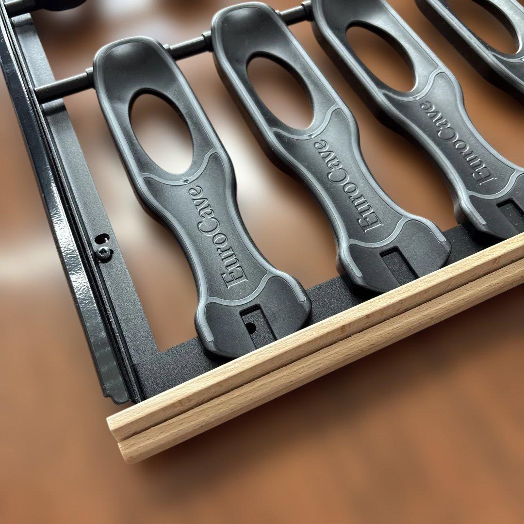 ワインセラー・ユーロカーブ、EuroCave、ソムリエの手、引出し棚CS