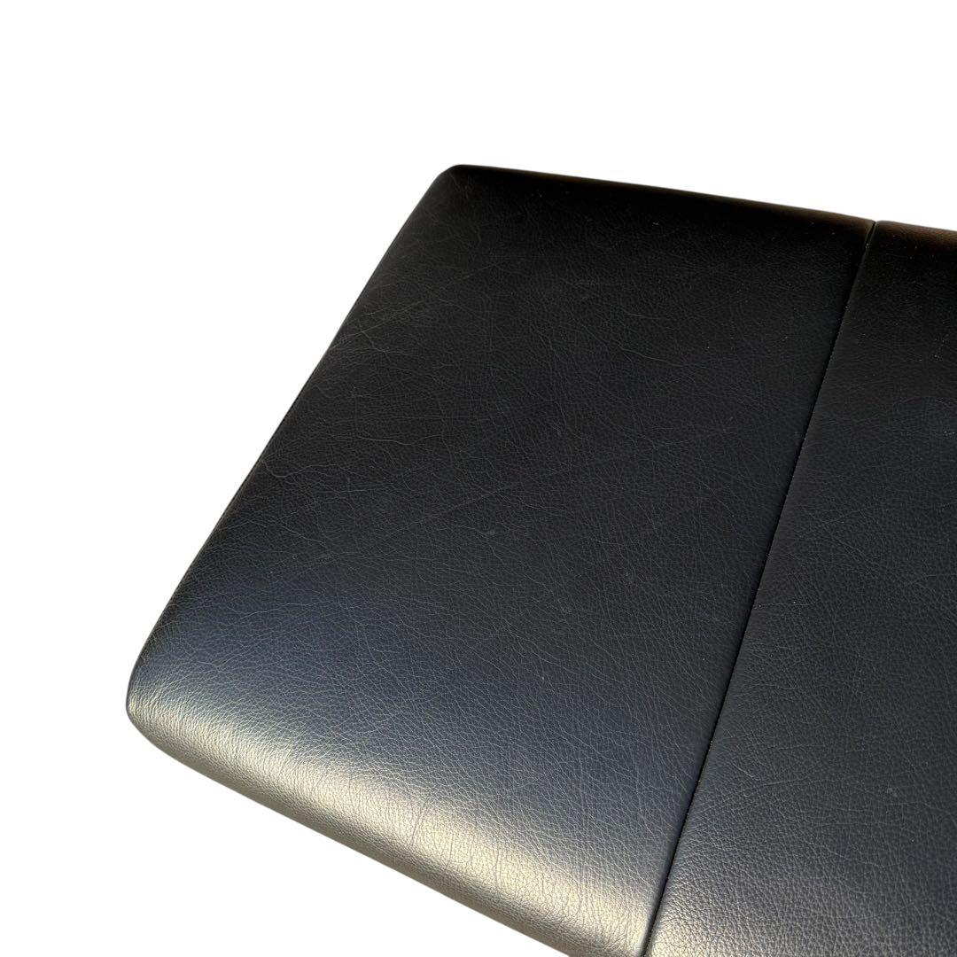 KZ007 カリモク　chitano レザー　オットマン　スツール黒　ブラック