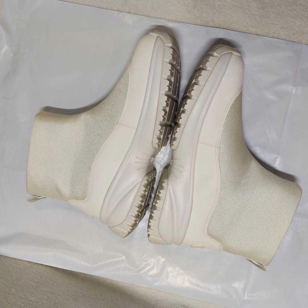 UGG Yose Zip 防水ブーツ ウォータープルーフ