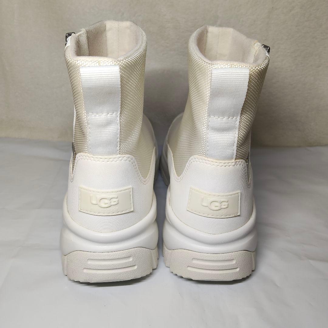 UGG Yose Zip 防水ブーツ ウォータープルーフ