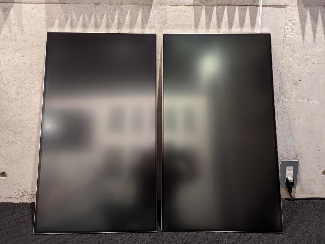 LG 31.5インチ 4K モニター x2 & モニターアーム