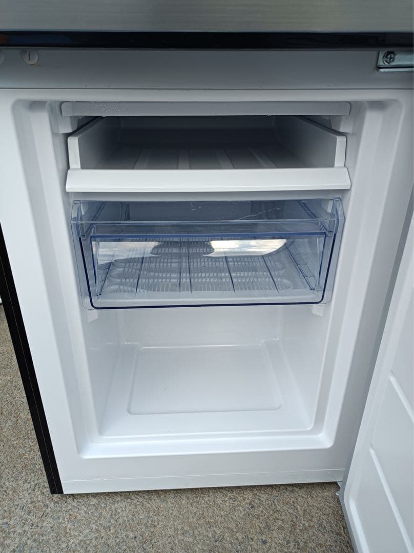 八6920【高年式★配送設置料金込み】ヤマゼン 2023年製 冷凍冷蔵庫　173