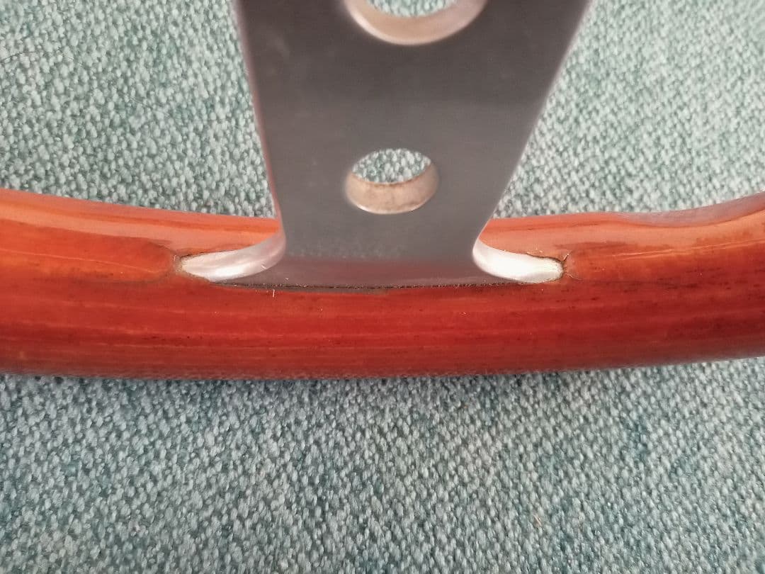 MOMO Super INDYステアリングハンドル　TRDホーンボタン1985年