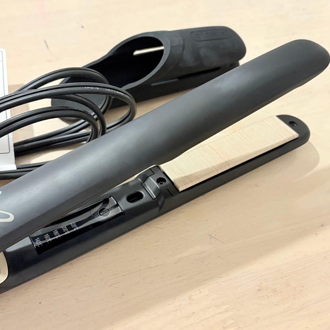 KINUJO W-worldwide model- キヌージョワールド