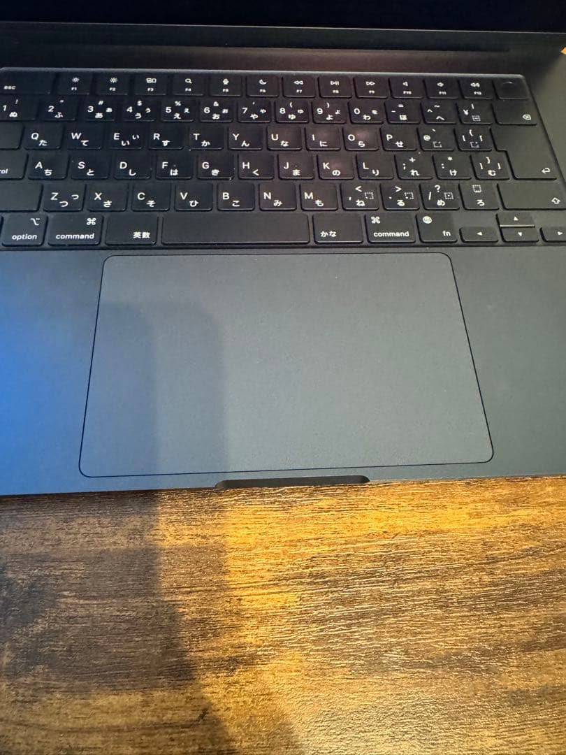 アップル　MacBook Air 15インチ (M2, 2023) 256GB