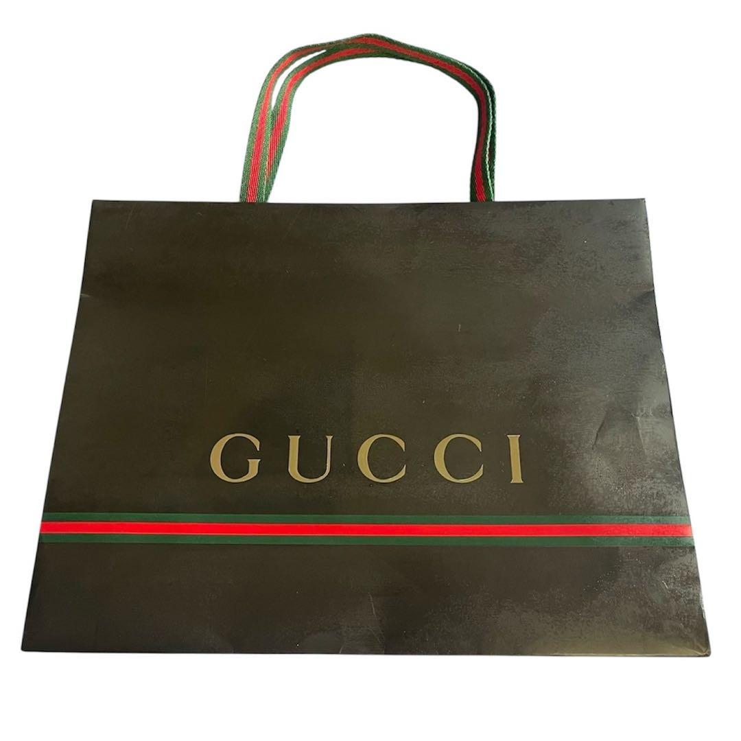 グッチ　ロゴ型押し　GGキャンバス ボディバッグ　ウエストポーチ