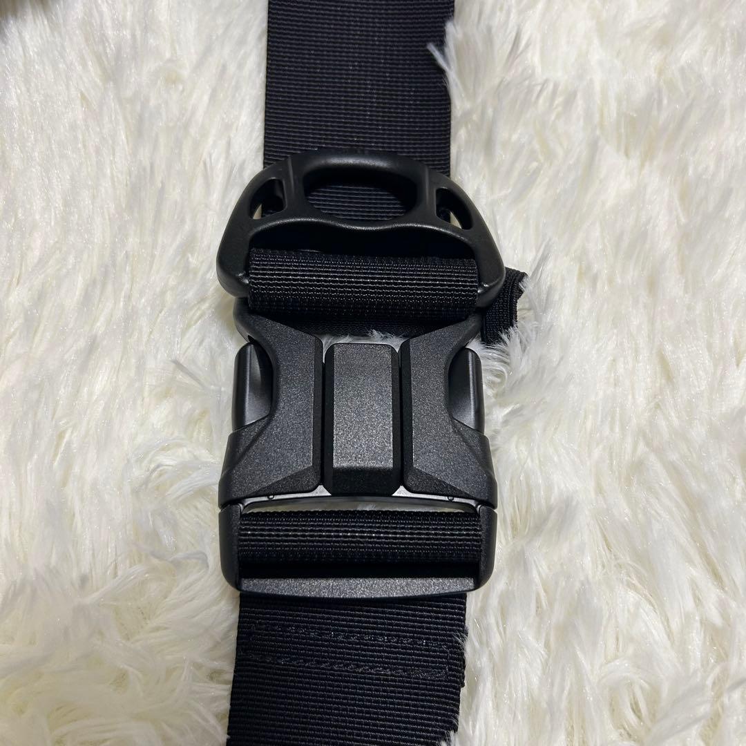 【極美品】Hugoo ハグーヒップシートショルダーバッグ　ベビースリング抱っこ紐