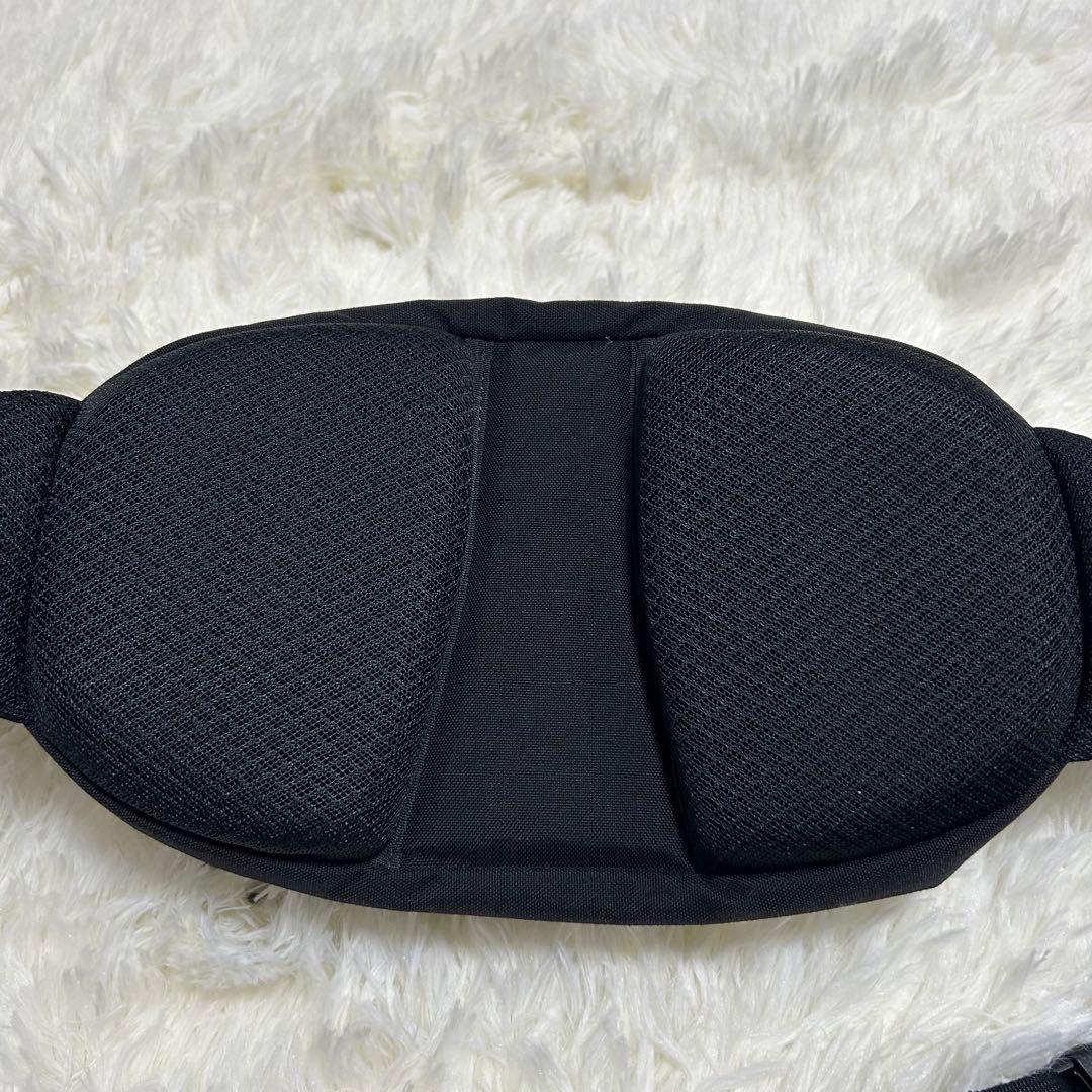 【極美品】Hugoo ハグーヒップシートショルダーバッグ　ベビースリング抱っこ紐