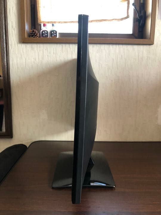 スマホ・タブレット・パソコン LG E2411T-BN