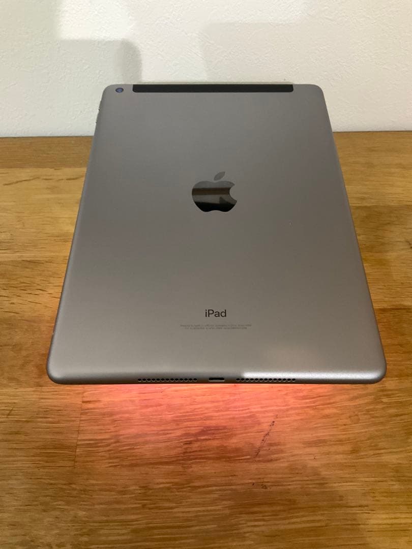 ☘️iPad第6世代　32GB セルラーモデル