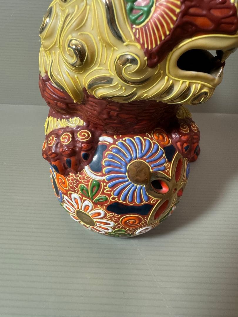 2870 九谷焼 玉乗り獅子 狛犬 シーサー 置物 開運 魔除け 縁起物 骨董品