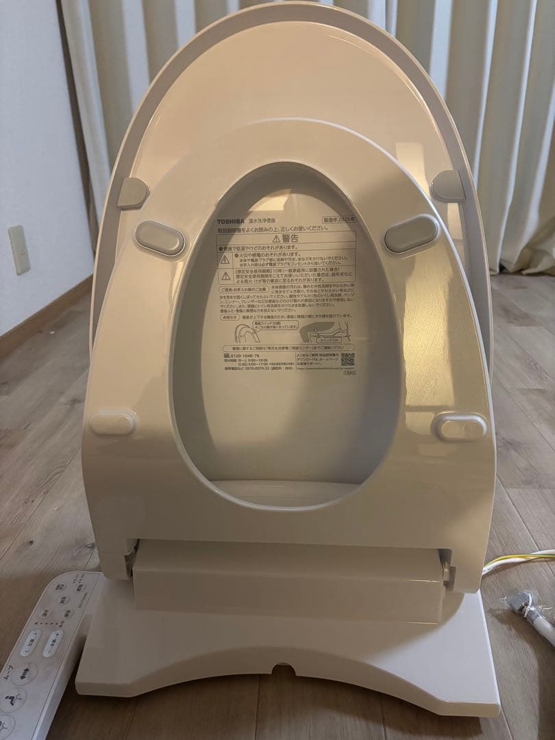 【専用】yu.ma35様 TOSHIBA 温水洗浄便座