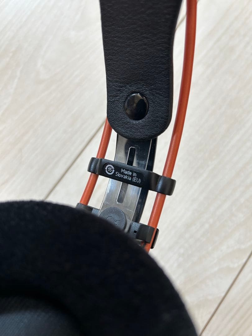 AKG K712PRO モニターヘッドフォン / OYAIDE交換用ケーブル付き