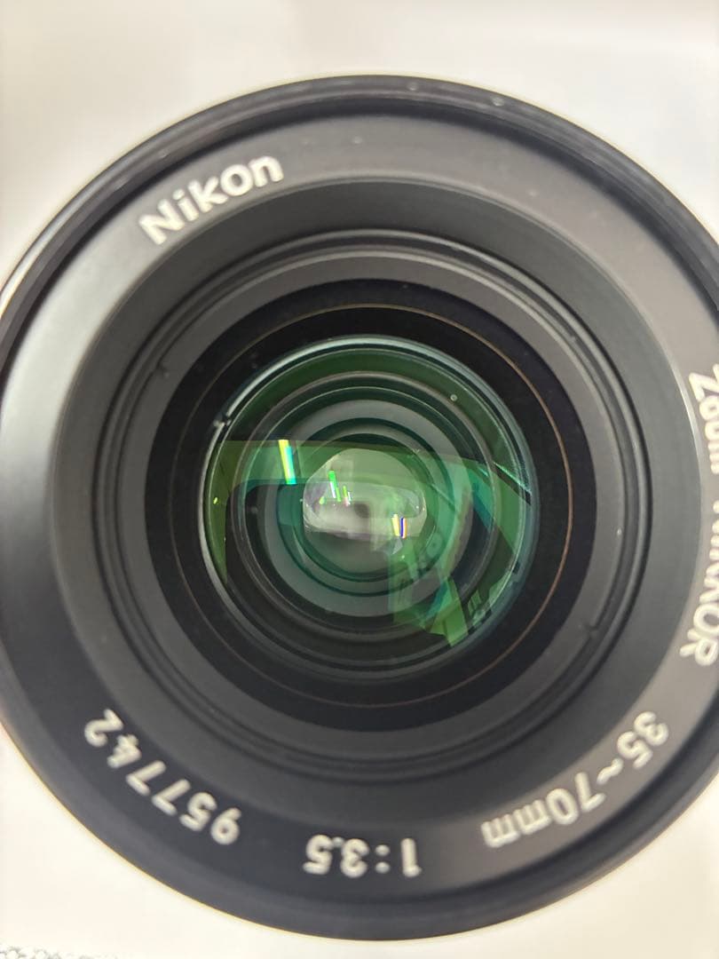 ニコン　カメラとレンズ