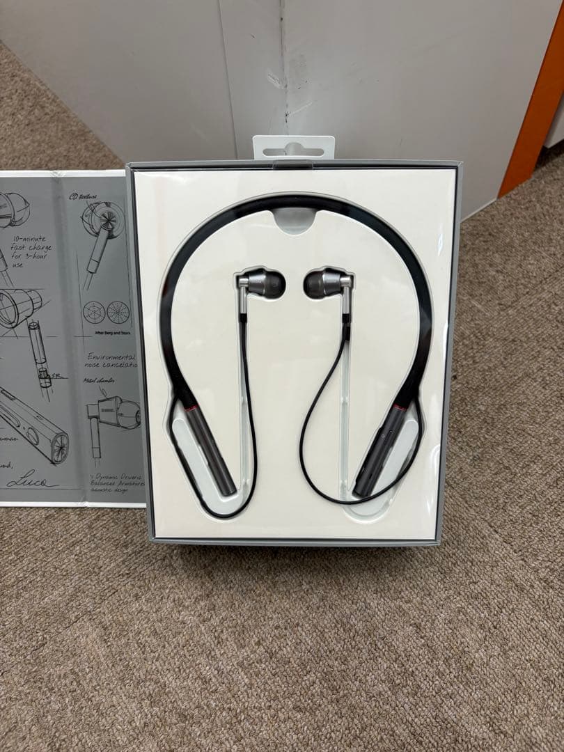 【新品未使用】1MOREトリプルドライバーブルートゥースHi-Res