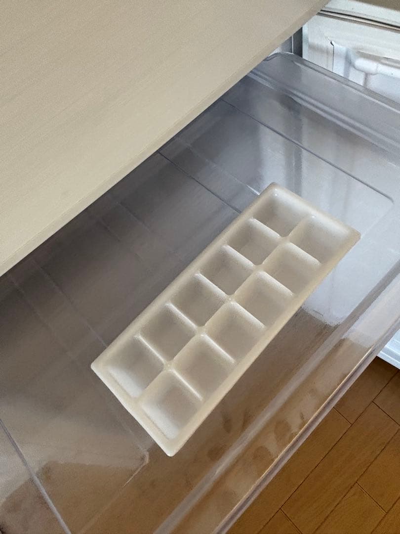 シャープ　ノンフロン冷凍冷蔵庫　SJ-PD28H-W