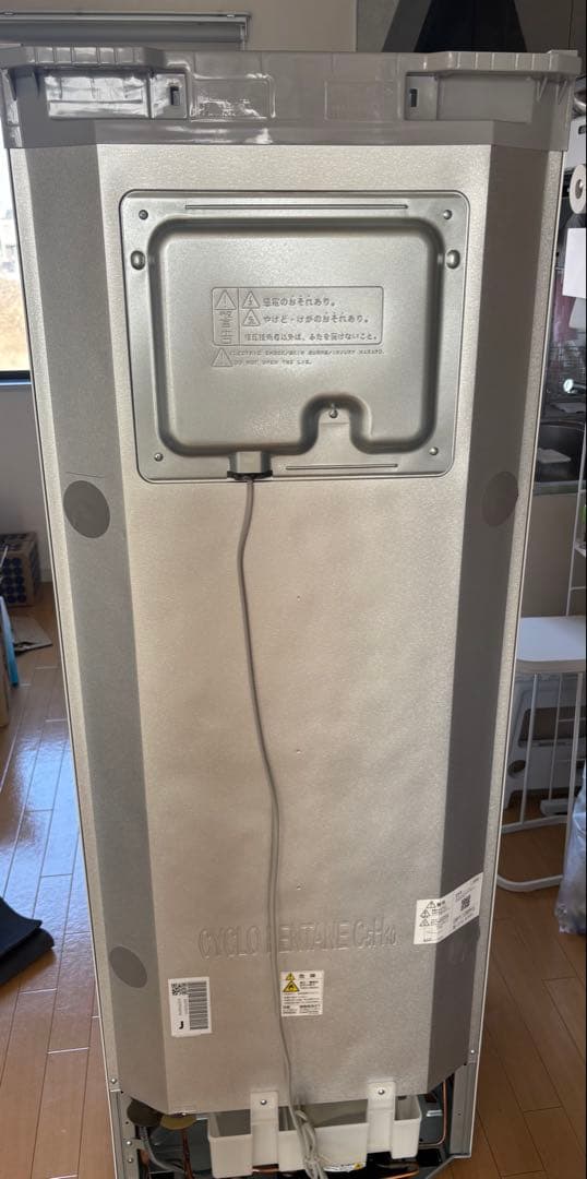 シャープ　ノンフロン冷凍冷蔵庫　SJ-PD28H-W