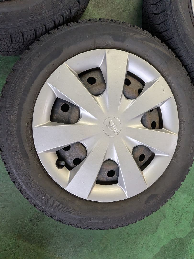BLIZZAKスタッドレス155/65R14インチ ホイールセット　ダイハツ純正