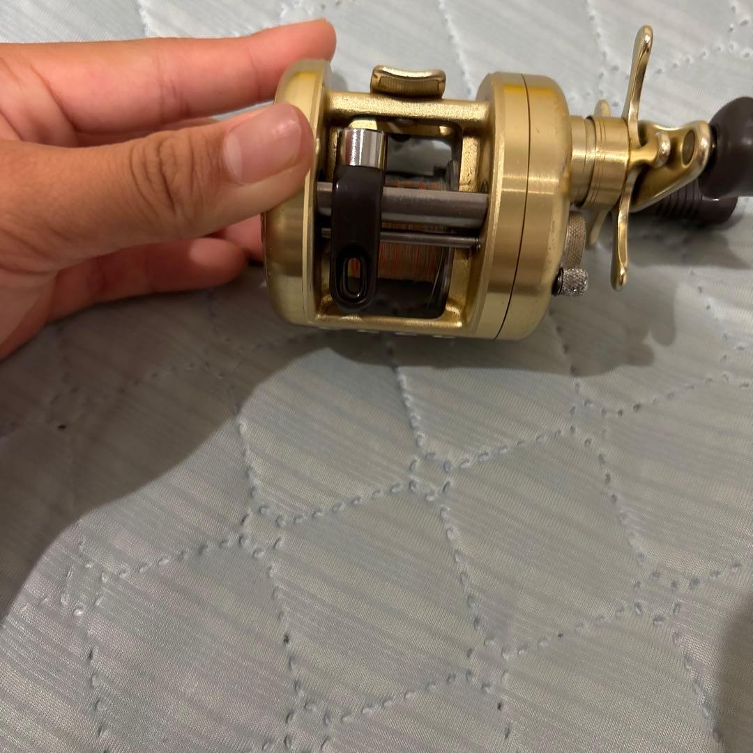 Shimano CALCUTTA ベイトリール カルカッタコンクエスト50