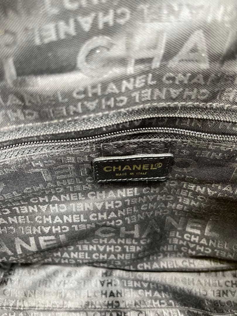 CHANEL 黒 レザー ショルダーバッグ キルティング