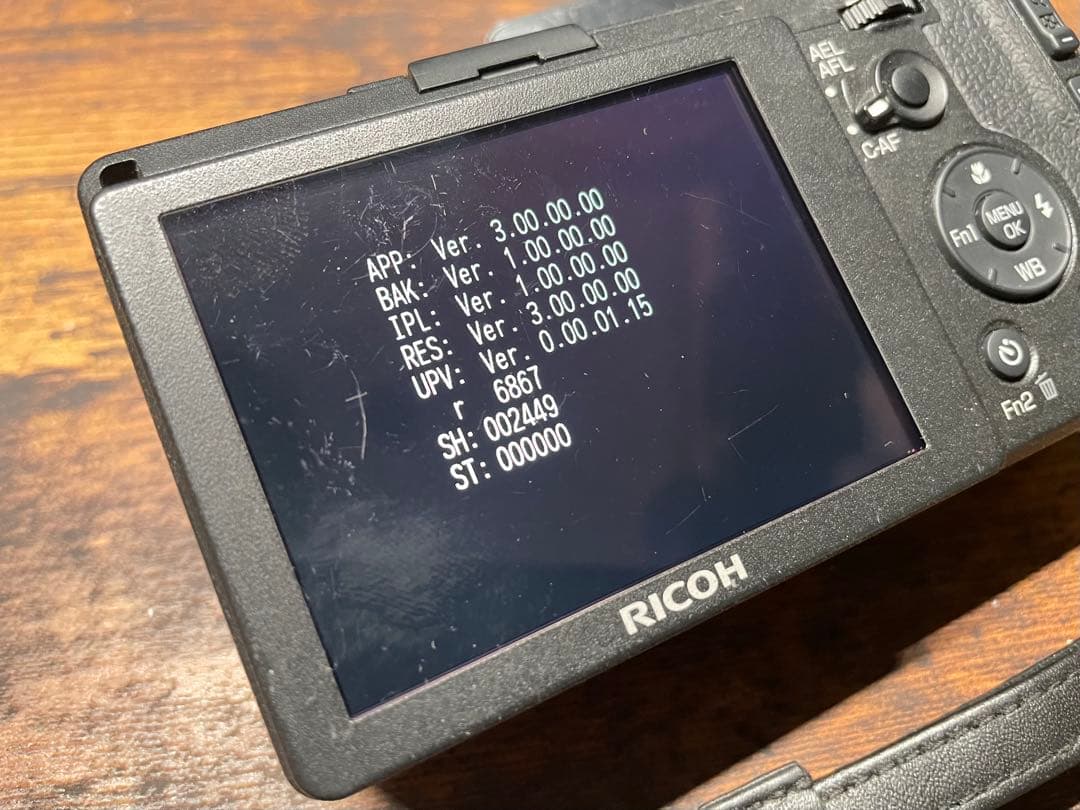 【美品】RICOH GRⅡ APS-Cサイズ シャッター回数2449回