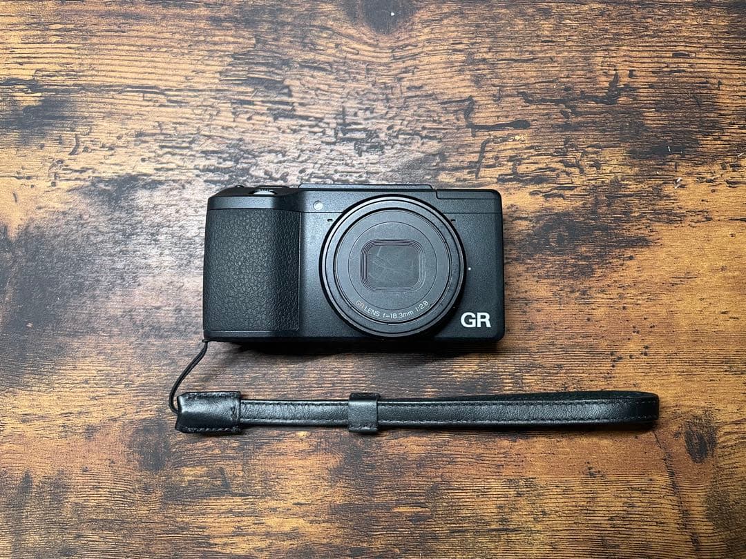 【美品】RICOH GRⅡ APS-Cサイズ シャッター回数2449回