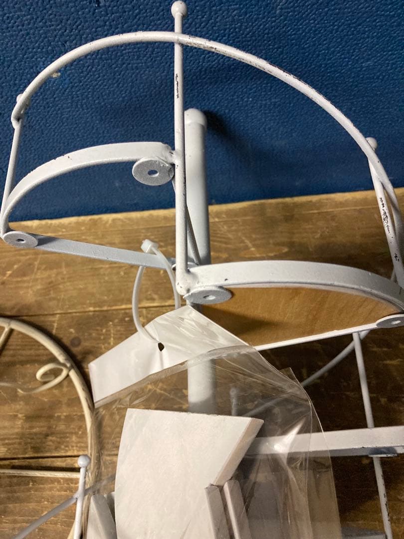 ガーデニング雑貨アンティーク　シャビー　フラワースタンド　アイアンバスケット