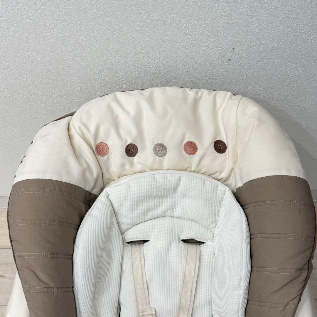 Combi コンビ　ネムリラ　オートスウィング　ハイローチェア　自動　ホワイト