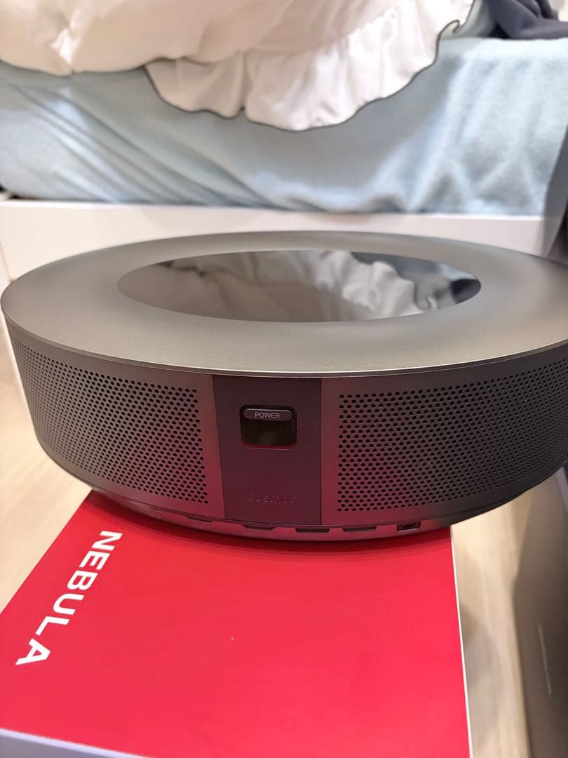 NEBULA cosmosプロジェクター本体