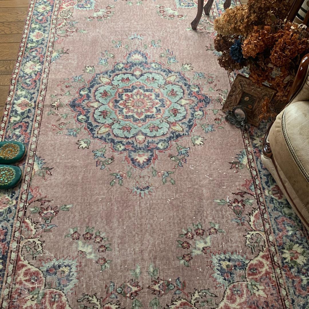 トルコヴィンテージラグ　モーブピンク　214 ×125 フラワー　メダリオン