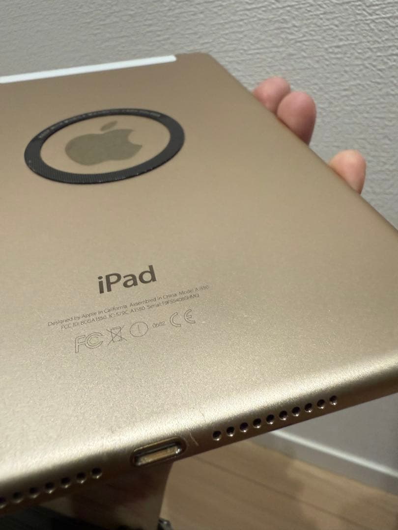 iPad mini4 128GBゴールド Wi-Fi + cellular