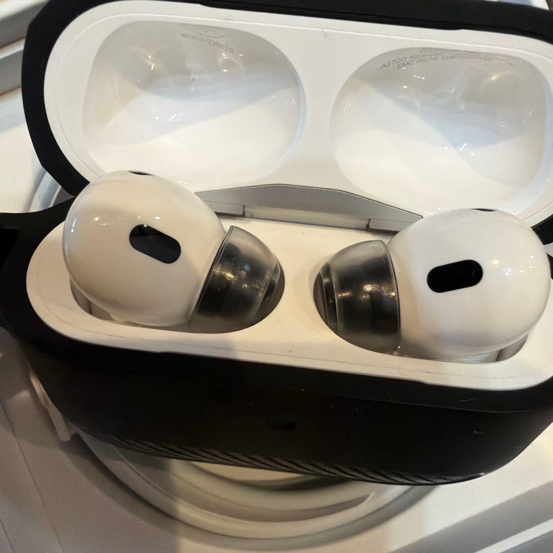 美品！おまけ付きAirPods Pro 第2世代 Lightning端子