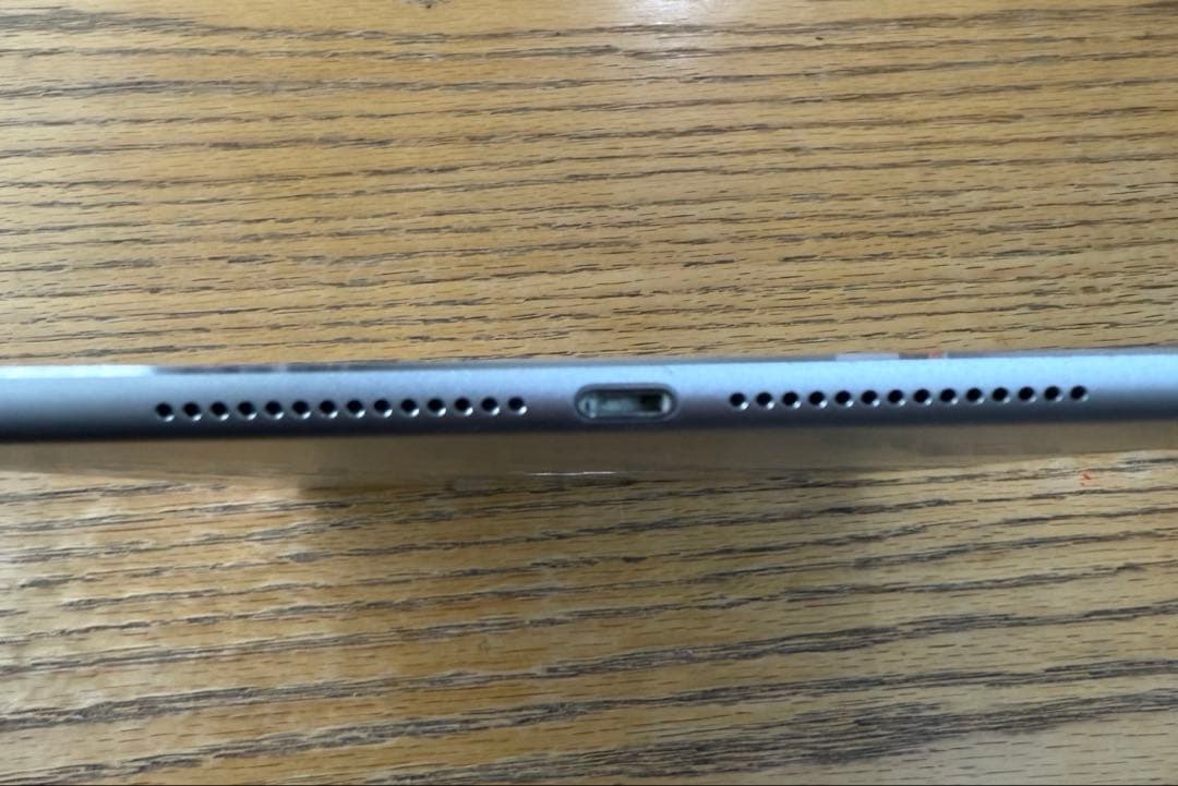 iPad Air 2 64GB シルバー Wi-Fiモデル