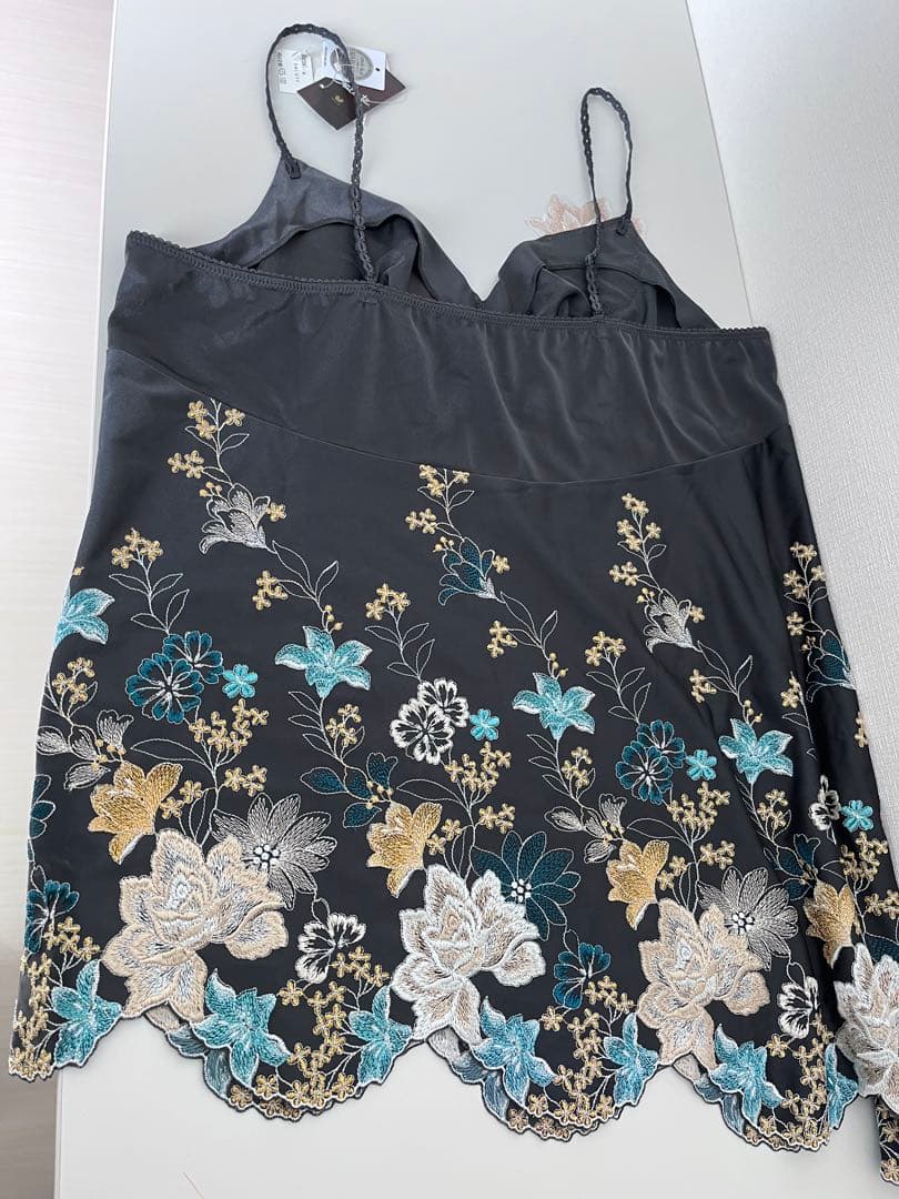 サルート　キャミソール　秋の七草　サイズLL 大きいサイズ　新品　タグ付