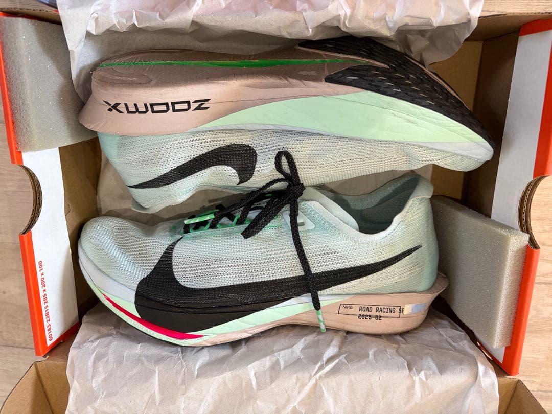 NIKE ズームX ストリークフライ2 25.5㎝