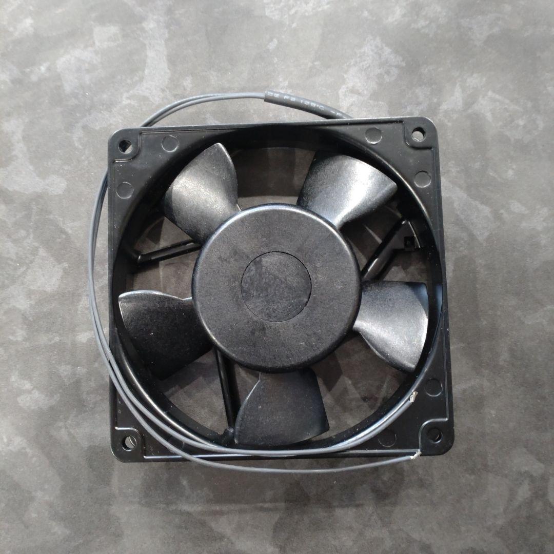 日立冷却ファン 4710PS-20W-B30①