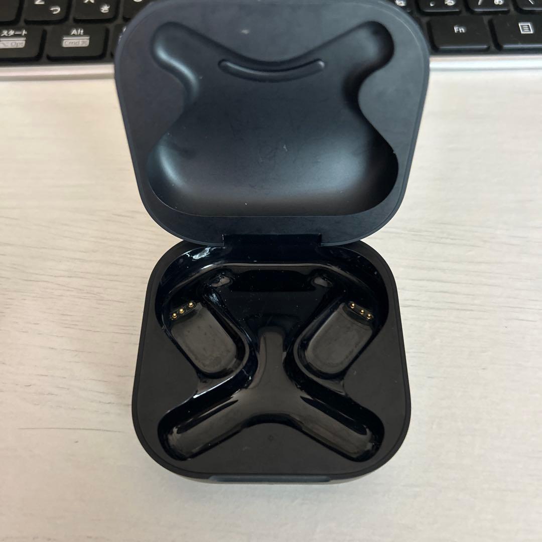 ケ*ー様 SHOKZ OPENFIT ワイヤレスイヤホン ブラック 充電ケース付