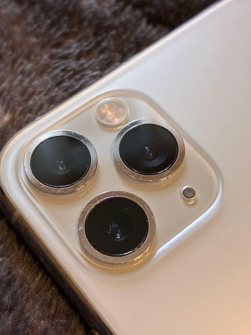 iPhone11pro本体携帯スマートフォン 画面ひび割れあり