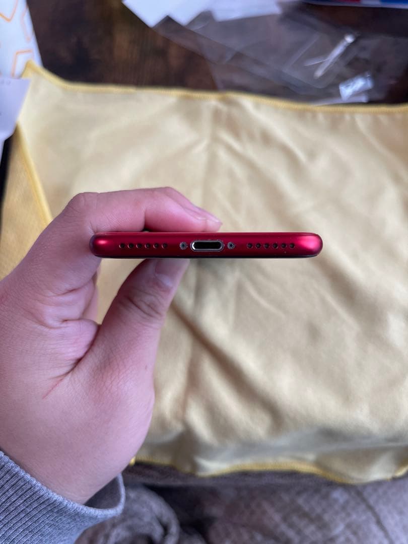 iPhone SE2 第2世代 128GB レッド ②