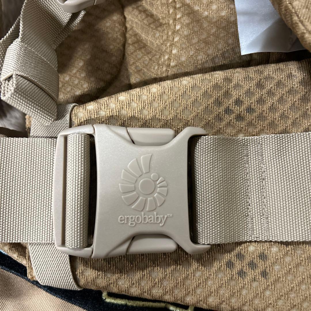 Ergobaby OMNI Breeze キャメルブラウン